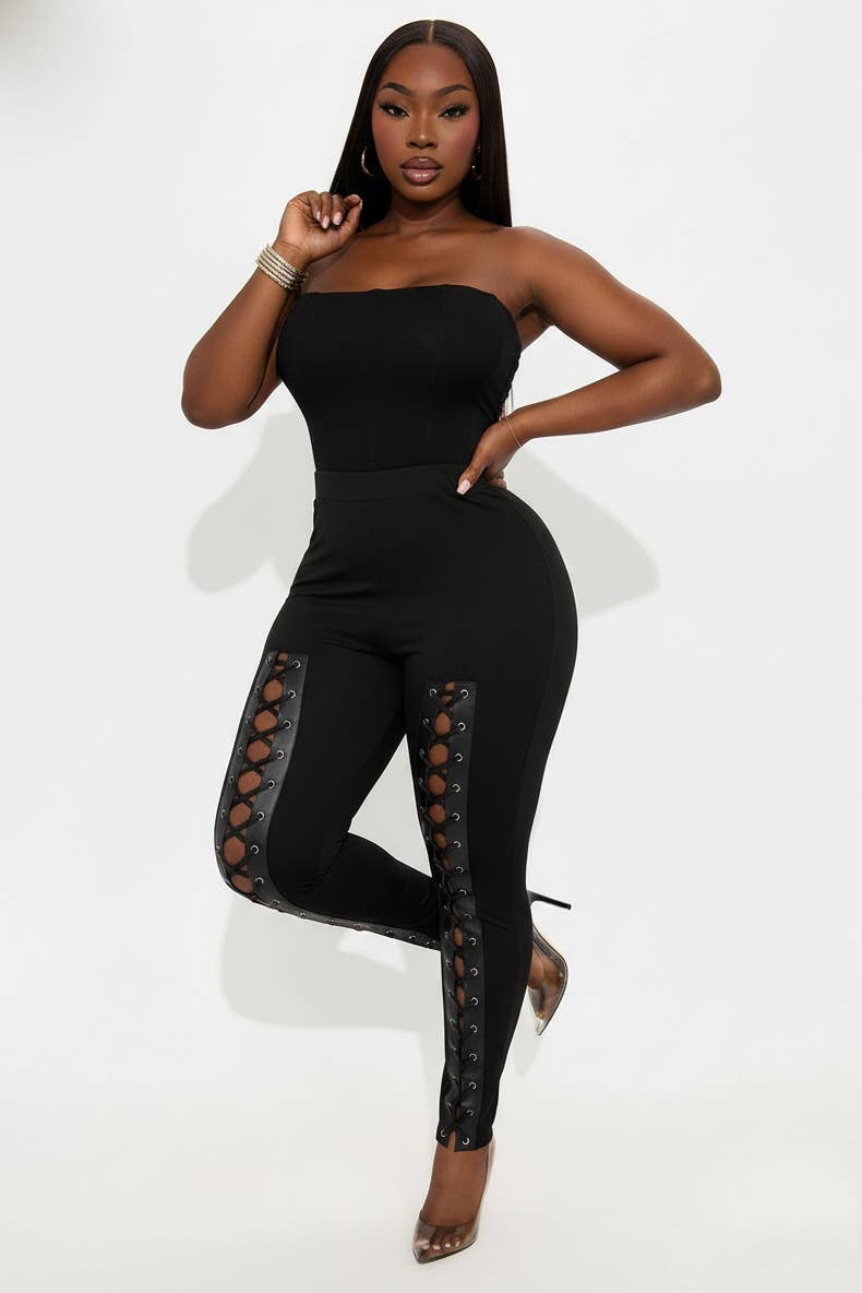 LEG LACE UP DETAILED LEGGINGS