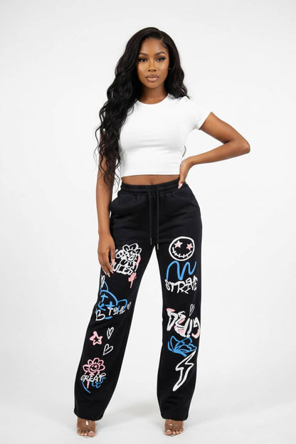 GRAFFITI PRINT SWEATPANTS