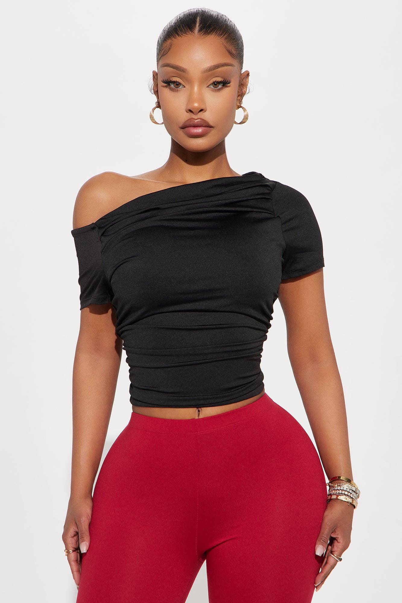 ASYMMETRICAL SHOULDER RUCNED TOP